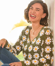 Daisy Crochet Cardigan - boudoirbythesea